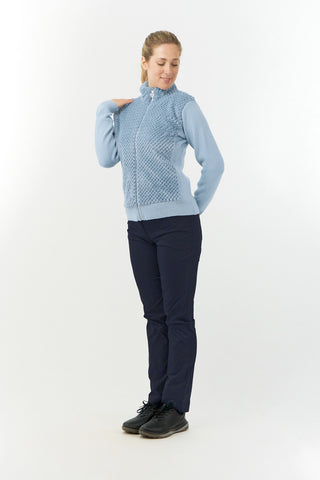 This Ladies Golf zip cardigan in Powder Blue is super soft and has been designed for ultimate comfort. It has a super soft faux fur collar and chest for style and warmth. Regular fit for a flattering silhouette