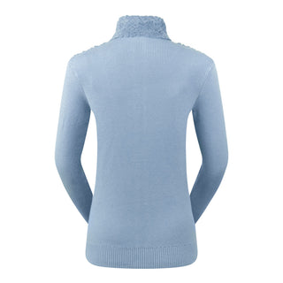 This Ladies Golf zip cardigan in Powder Blue is super soft and has been designed for ultimate comfort. It has a super soft faux fur collar and chest for style and warmth. Regular fit for a flattering silhouette