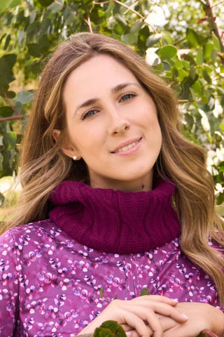 Suzie Margot Knit Waterproof Snood - Morello Cherry
