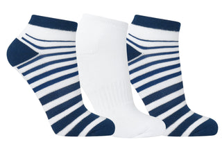 These Navy Ladies Golf Trainer Socks come in a pack of 3 pairs. Designed with a cushioned sole and compression fit, they offer ultimate comfort while their lower ankle cut ensures discreet wear. Two pairs feature an attractive stripe, while one is plain white, all with the word "golf" on the sole. Made from a soft, stretchy cotton blend fabric, these socks are highly breathable and ideal for UK sizes 4-7. Crafted with 85% cotton, 13% polyester, and 2% elastane.