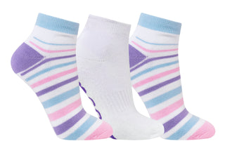 White ladies trainer golf sock, 3 pack with 2 stripped purple, pink and blue pairs and one plain white pair with the word "golf" on the sole, also with a cushioned sole and compression fit. The lower cut around the ankle makes them less visible when worn. Made from a soft, stretchy cotton blend fabric allows breathability. They are suited to UK sizes between 4 and 7. 85% Cotton, 13% Polyester, 2% Elastane.