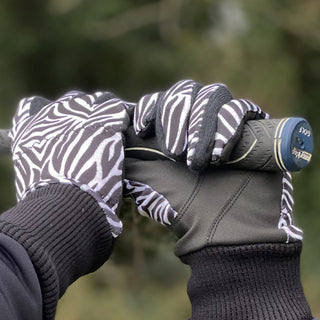 Surprizeshop Polar Stretch Pair of Winter Ladies Golf Gloves - Zebra